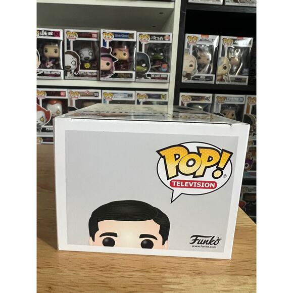 VAULTED Michael Scott World's Best Manager The Office Funko Pop #869 Television - Picture 5 of 6